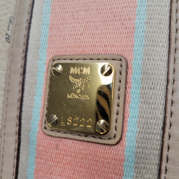 MCM Ltd. Ed.  Cream and peach Visetos Zippered Tote - Picture 7 of 13